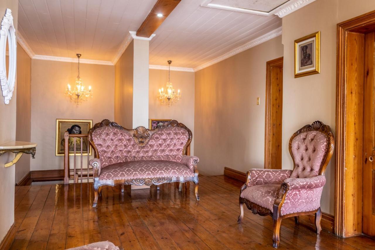 מוסל ביי Sandstone Manor מראה חיצוני תמונה